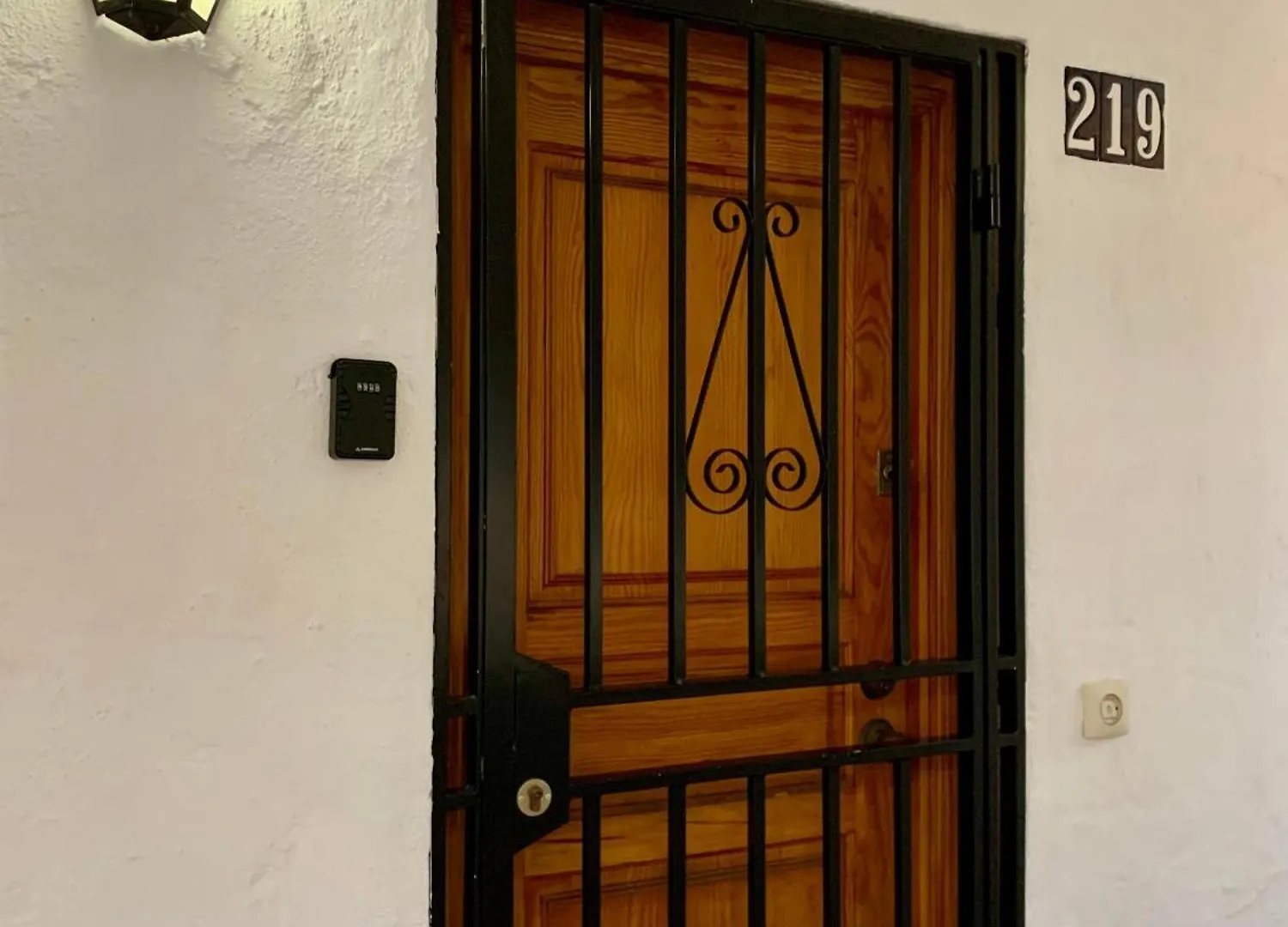 Sunset View Studio At Port Royale With Heated Pool And Free Wi-Fi Arona